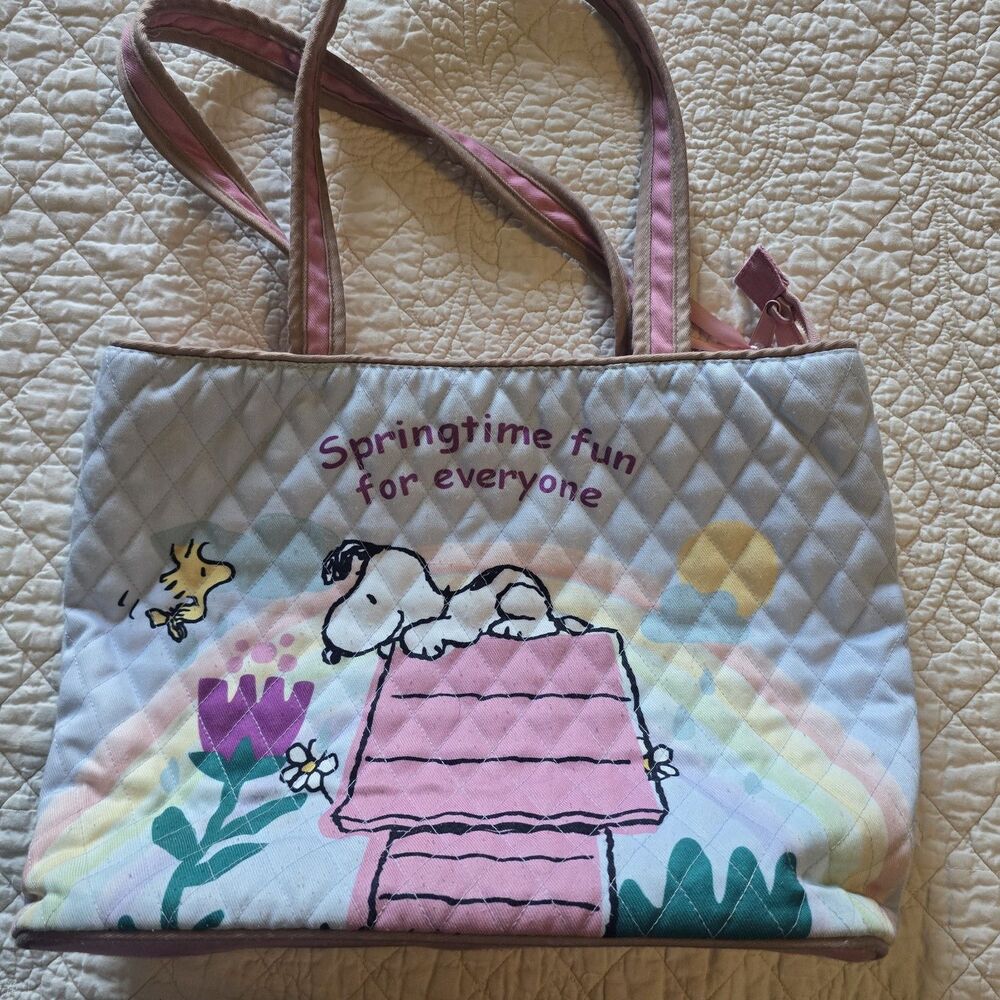 Bradford Exchange Peanuts Snoopy Sprintime Fun For Everyone Quilted Tote Bag